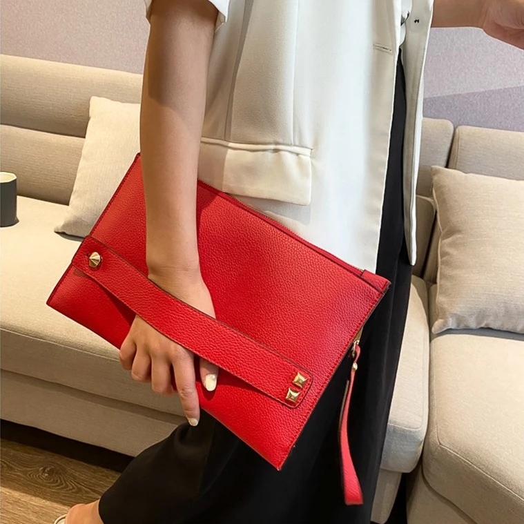Borsa di Lusso alla Moda per D - Leatherwork Rivets recensione e prezzo