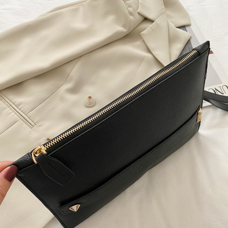 Borsa di Lusso alla Moda per D - Leatherwork Rivets recensione e prezzo