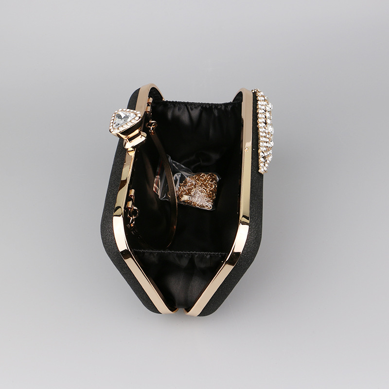 2023 Diamond Women Luxury Clut - Leatherwork Rivets recensione e prezzo