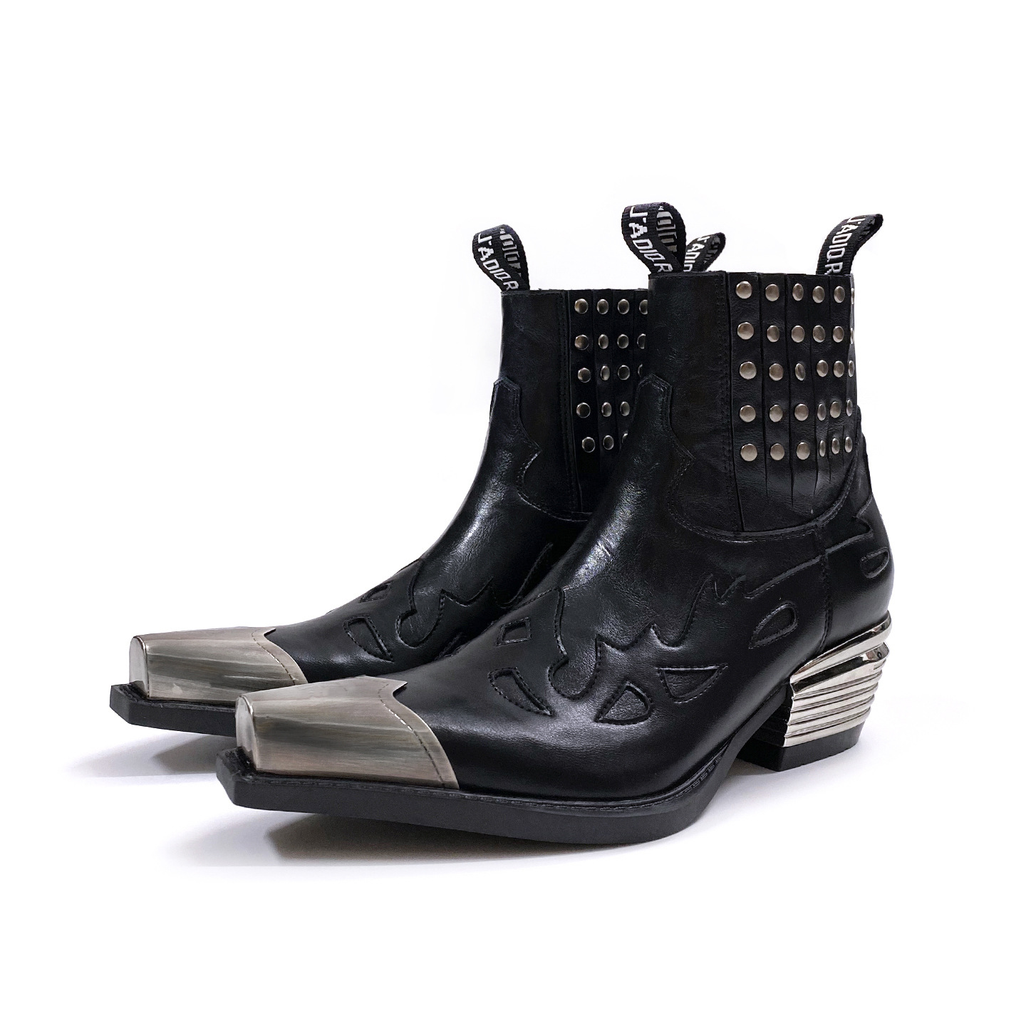 Stivali Chelsea retrò punk in  - Leatherwork Rivets recensione e prezzo