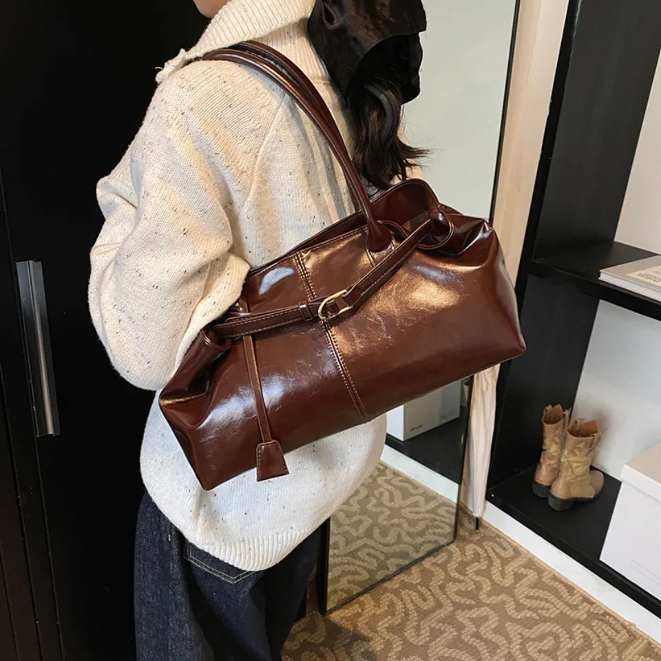 Borsa a tracolla Hobo in pelle - Leather Workshop recensione e prezzo