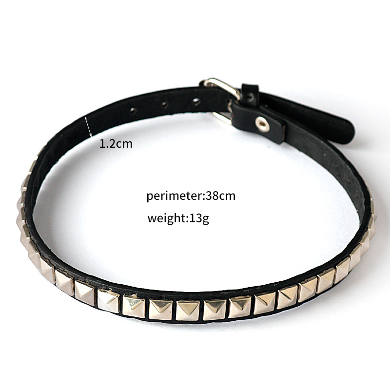 Collana Anime Death Note Misa  - Leatherwork Rivets recensione e prezzo