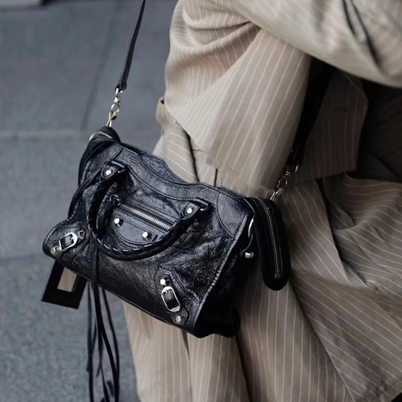 Borsa a Tracolla da Donna Stil - Leatherwork Rivets recensione e prezzo